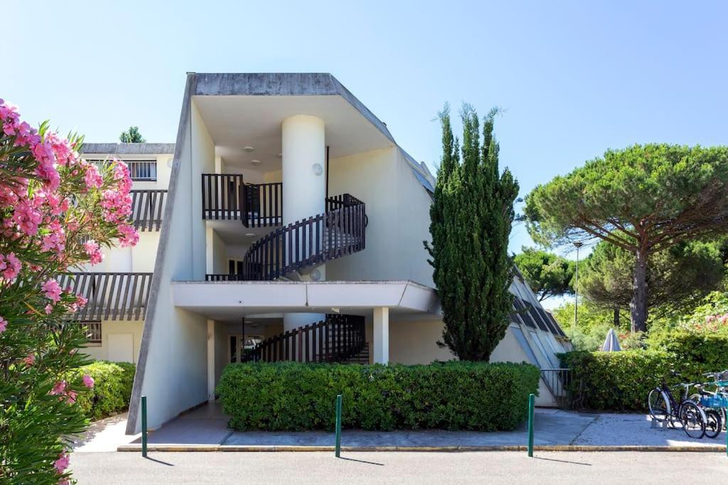 Chez Alexandra - Elegant Studio Avec Parking A Proximite Des Plages Ла Гранде-Моте Екстериор снимка